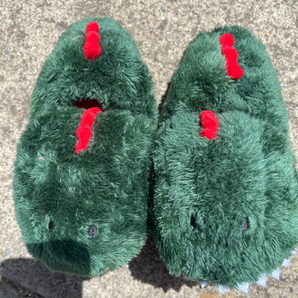 Dinosaur boys slipper 11-12 - Picture 2 of 3